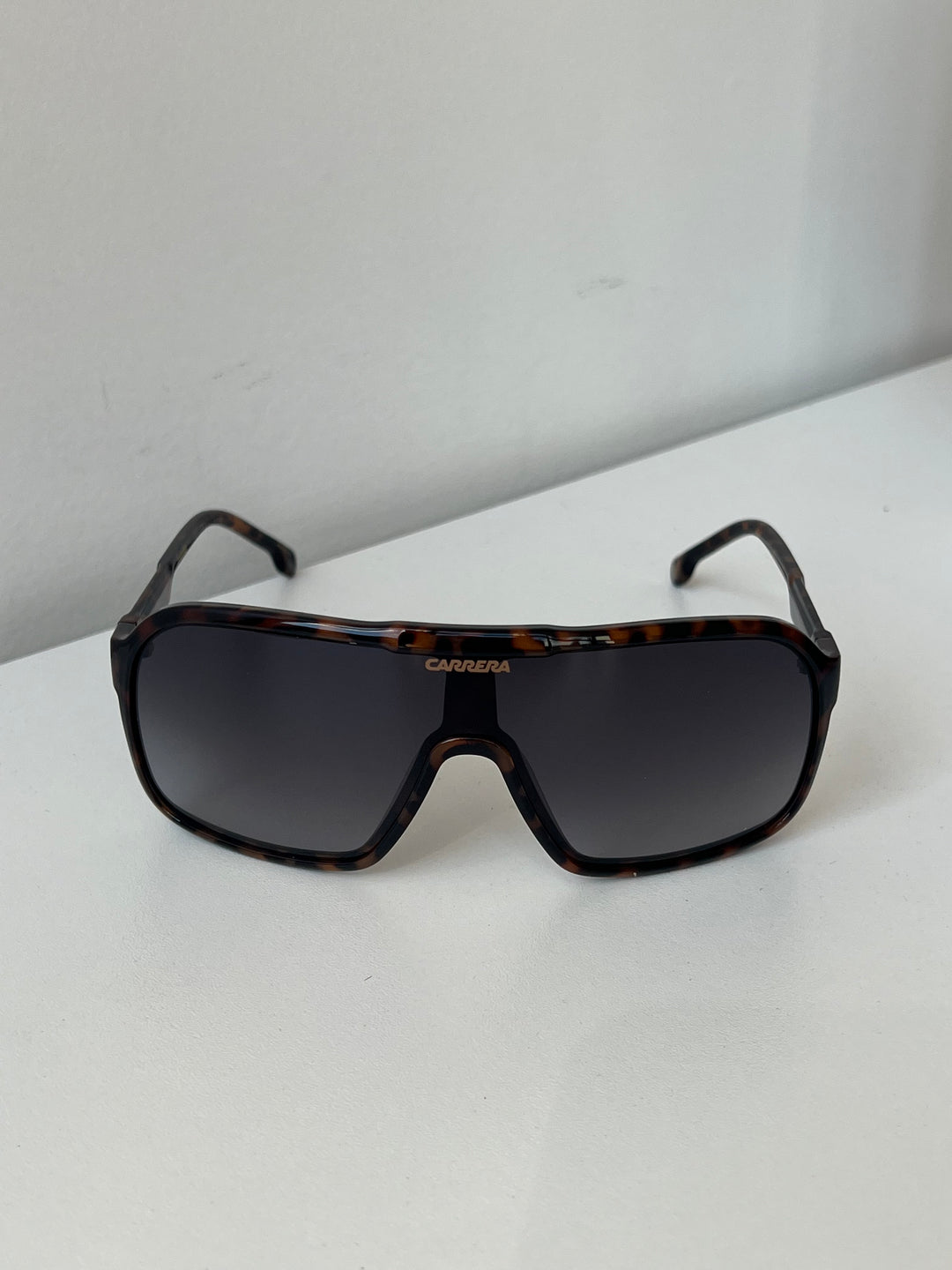 Carrera 1046/S Shield Sunglasses in Havana Brown