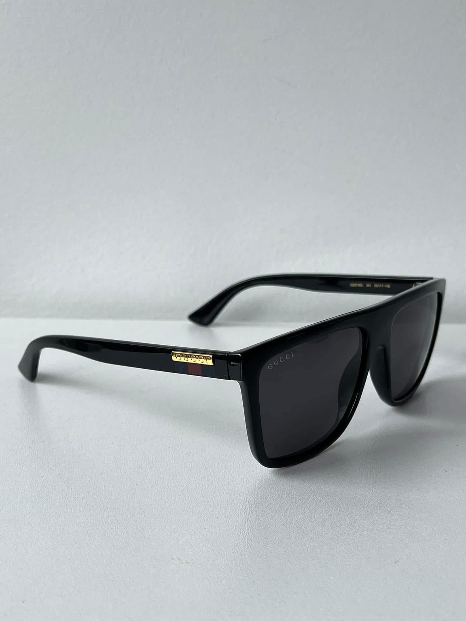 Gucci GG0748S Unisex Rectangular Sunglasses in Black – Designer