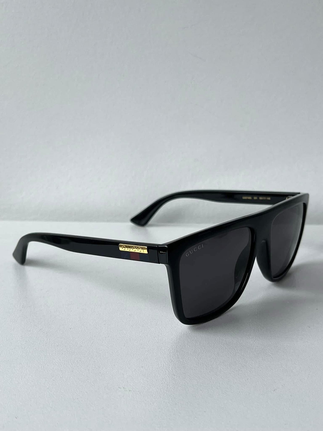 Gafas de sol rectangulares unisex Gucci GG0748S en negro