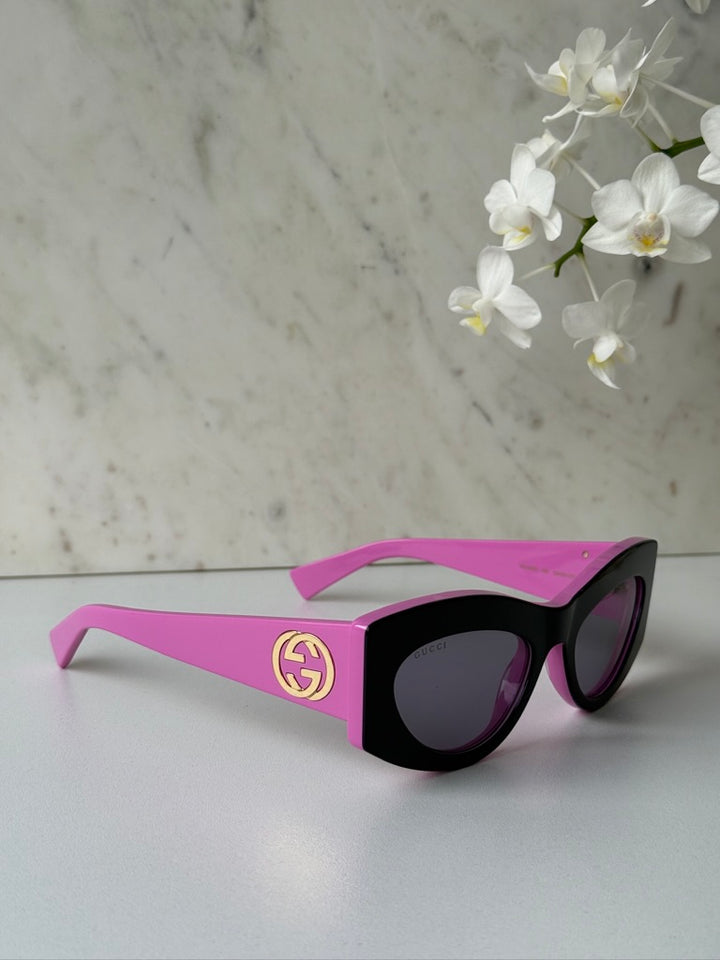 Gucci GG1843S Thick Rim Cat Eye Sunglasses in Black Pink