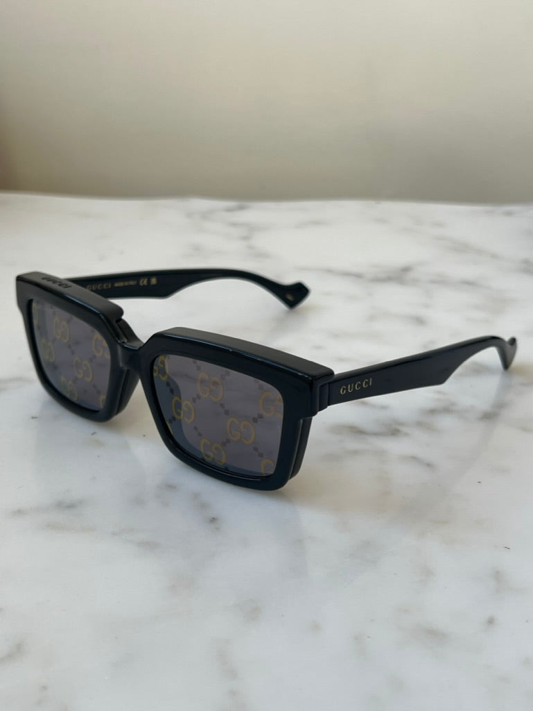 Gucci GG1543S Clip On Sunglasses in Black