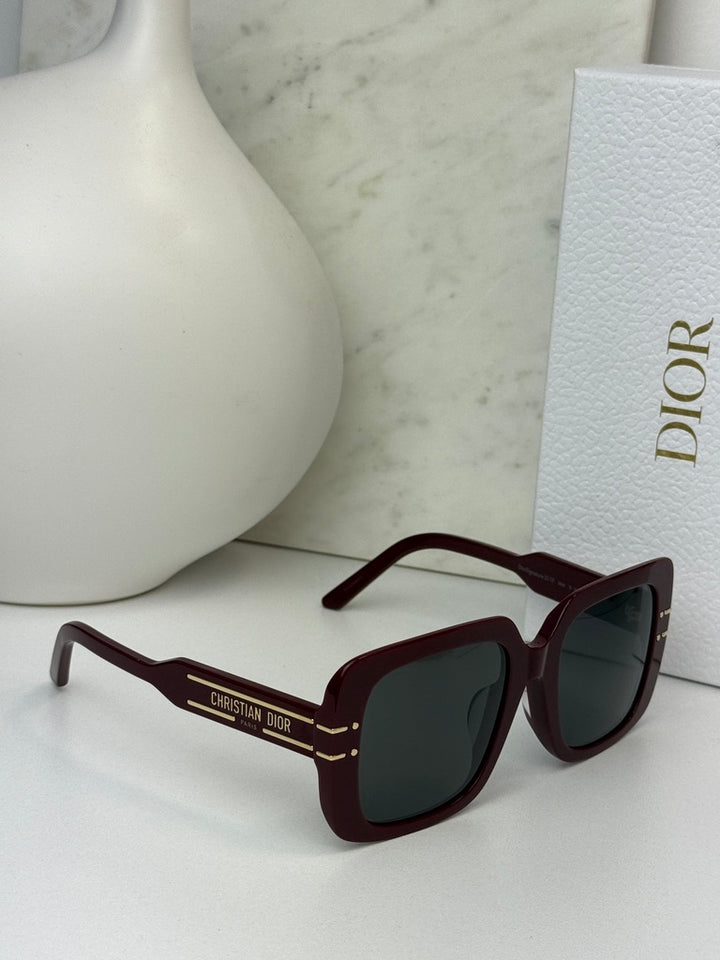 Dior Signature S11F Sunglasses in Burgundy Red