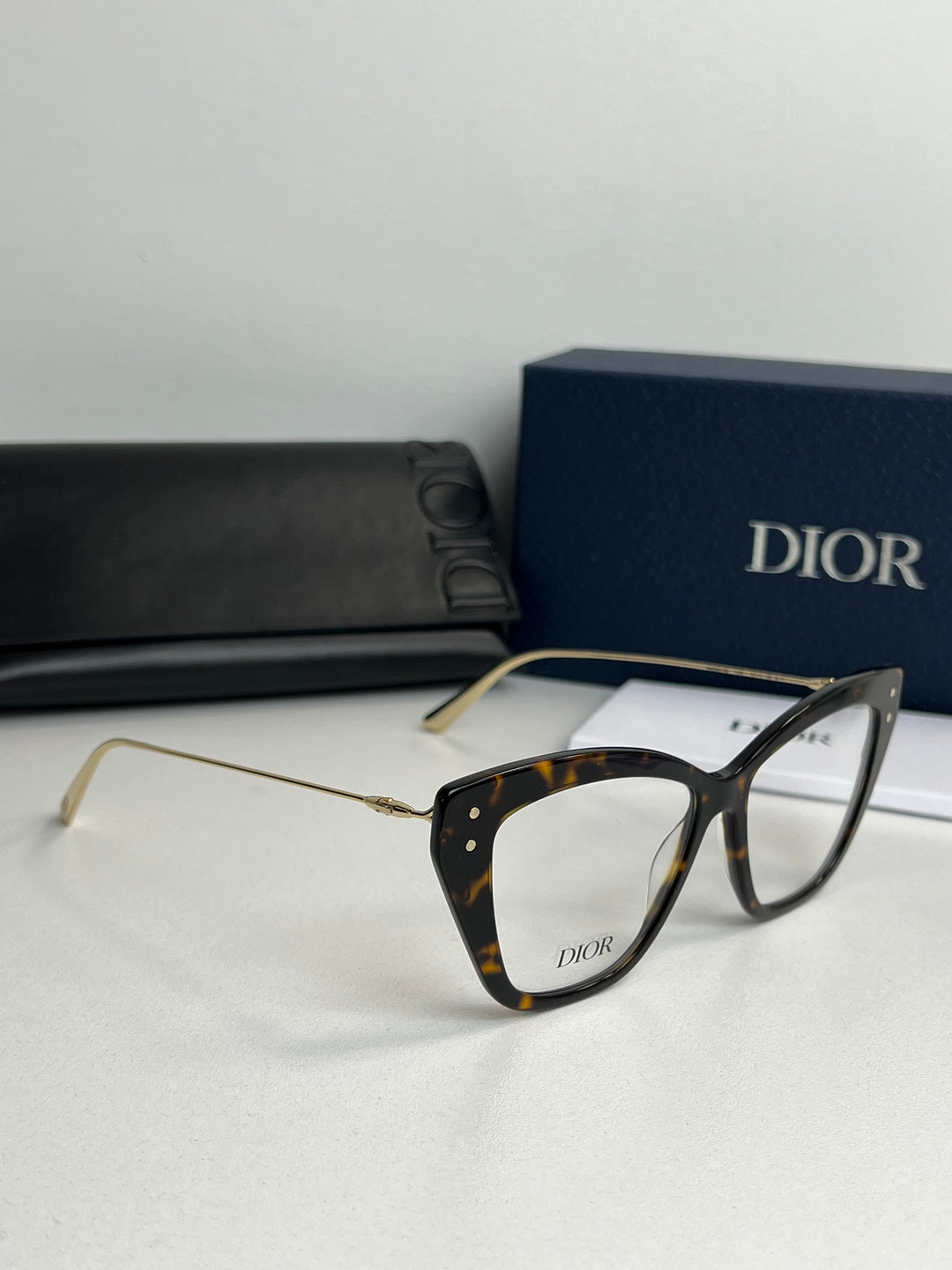 Dior MissDiorO B3I Frames in Havana Brown