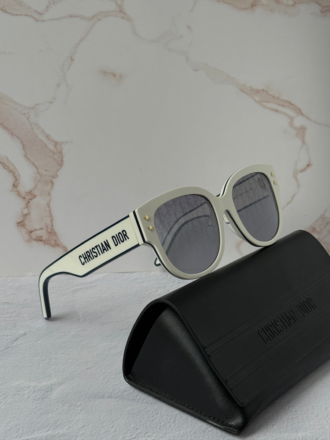 Dior Pacific B2F Rounded Sunglasses in White Mirror