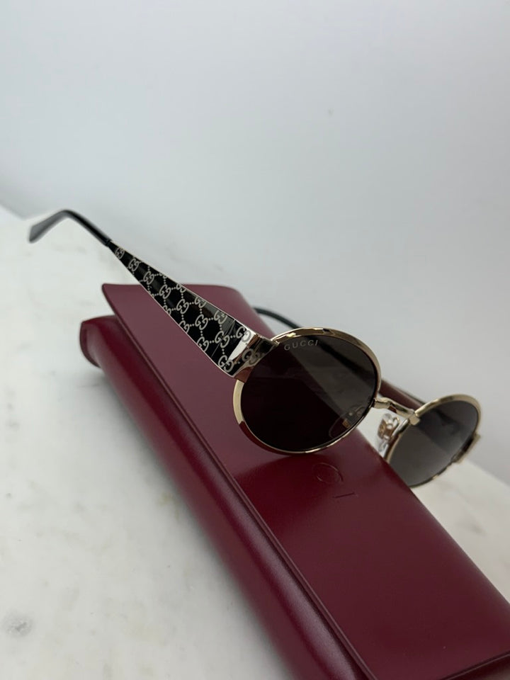 Gafas de sol con montura gruesa en marrón Gucci GG1338SK