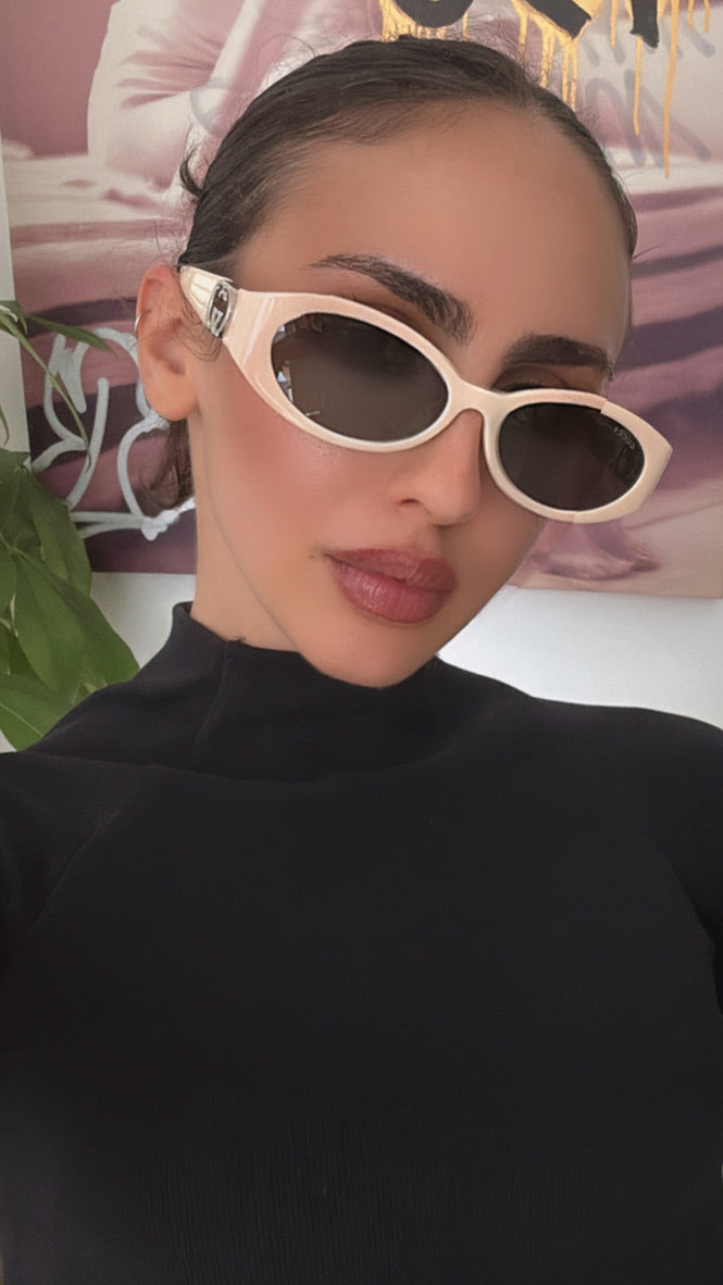 Gucci GG1662SA Oval Sunglasses in White