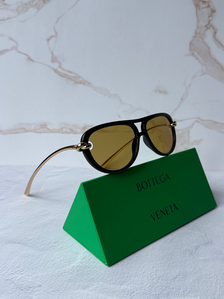 Bottega Veneta BV1418S Knot Aviator Sunglasses in Black Yellow