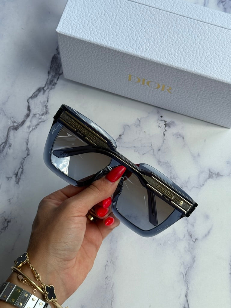 Dior DiorSignature S10F Sunglasses in Blue – Designer Daydream