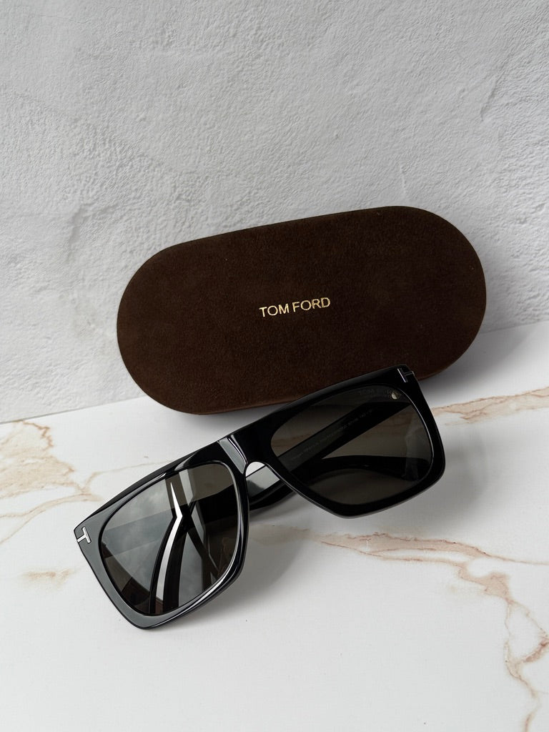 Gafas de sol negras con diseño de mariposa Sandrine de Tom Ford