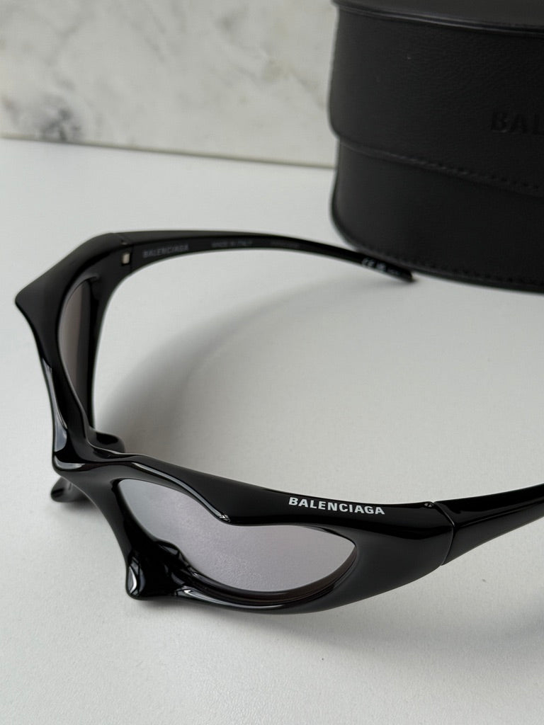 Balenciaga BB0352S Sunglasses in Black Mirror