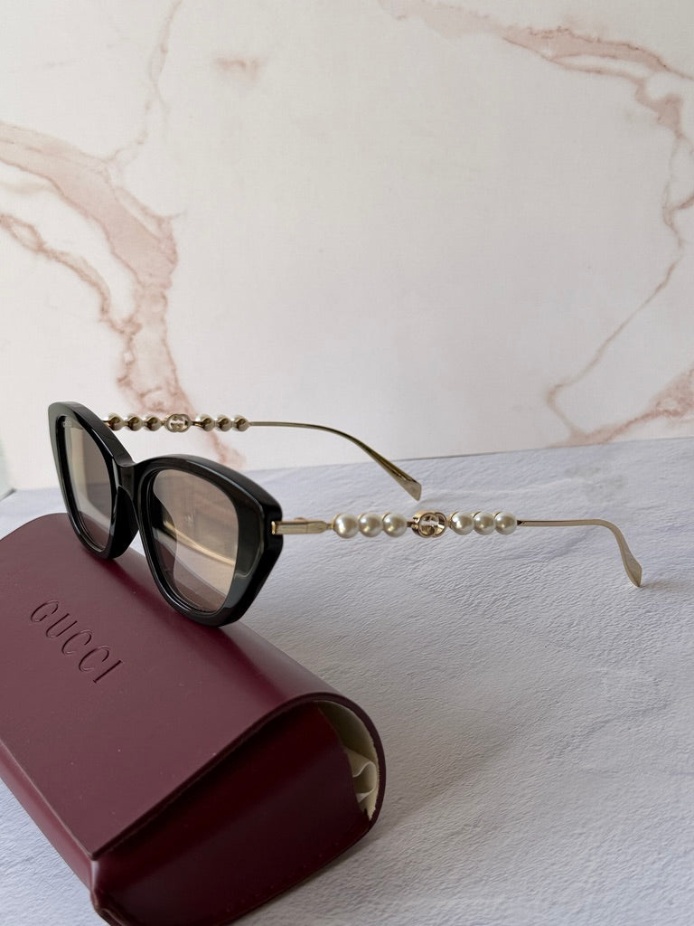 Gucci GG1968S Cat Eye Pearl Sunglasses in Black Mirror