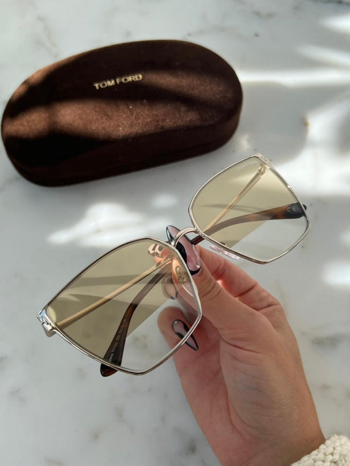 Tom Ford Helena FT0653 Mirrored Cat Eye Sunglasses in Gold