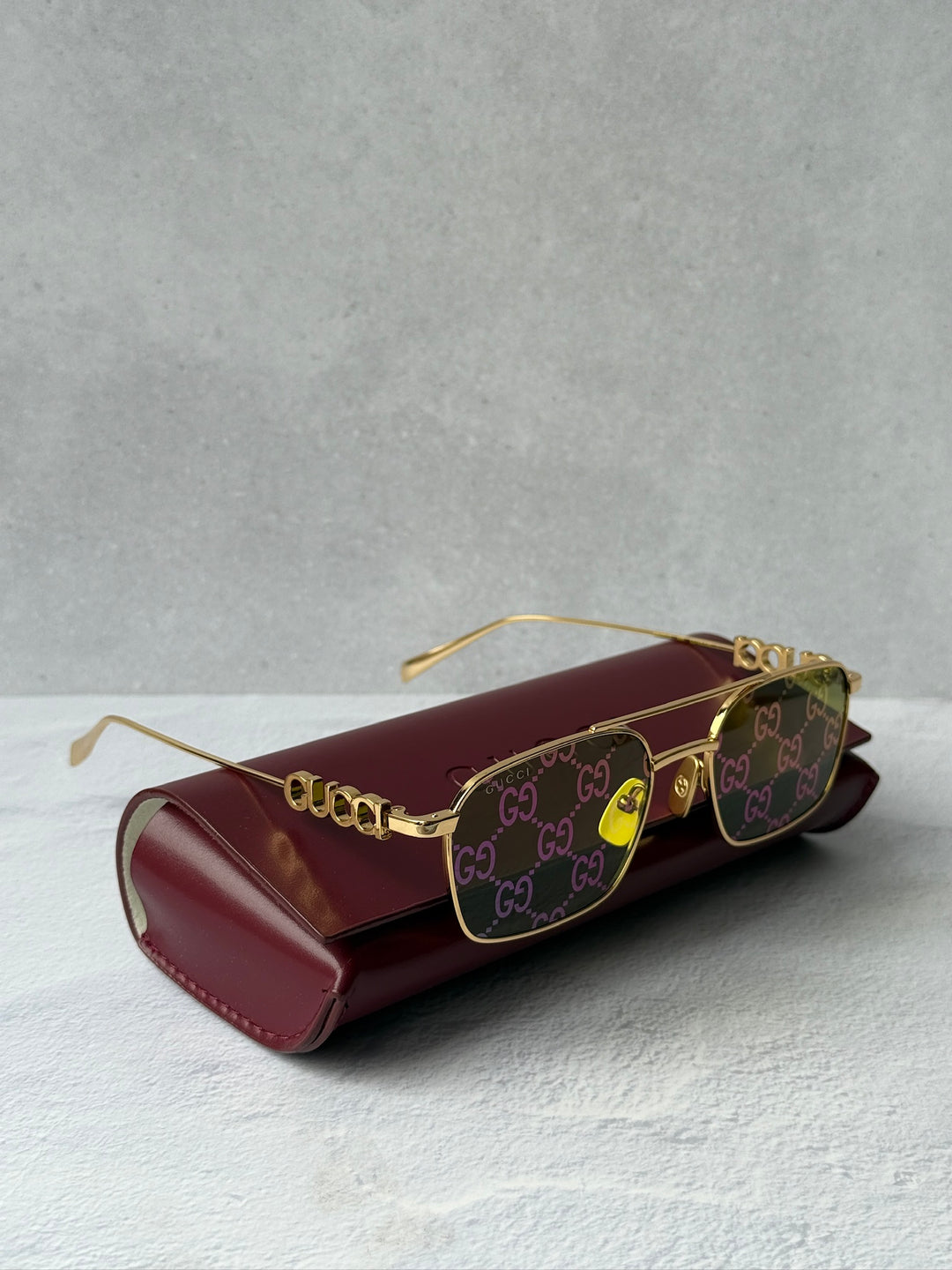 Gafas de sol con montura gruesa en marrón Gucci GG1338SK