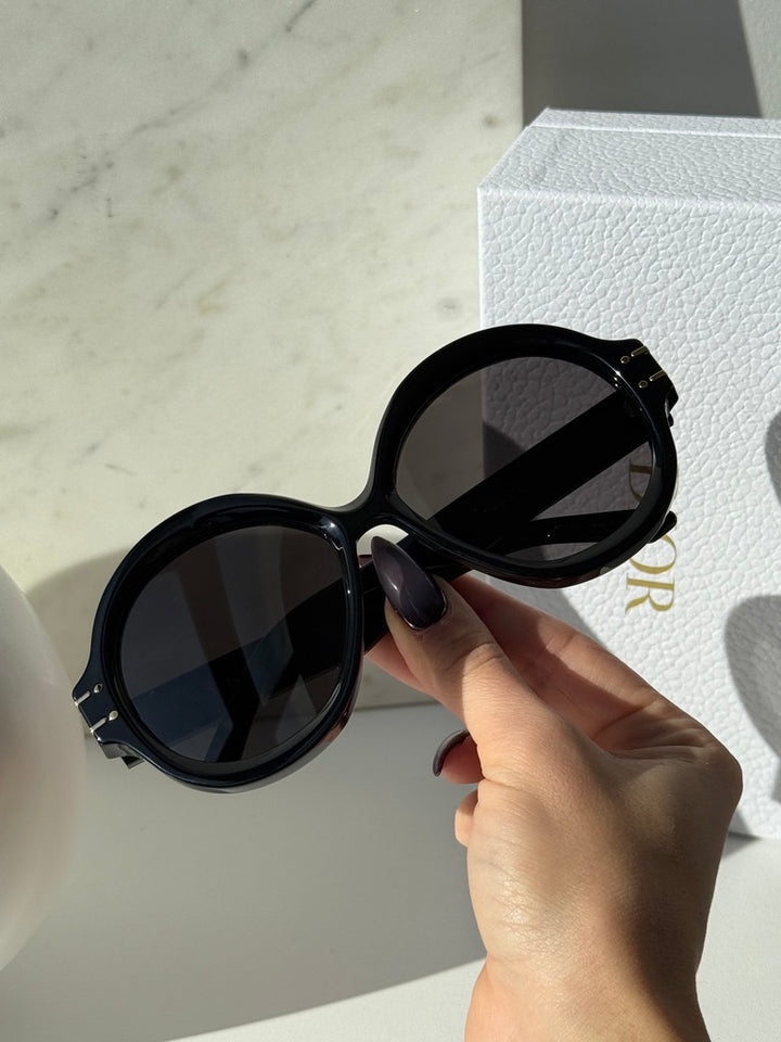 Dior DiorSignature R1U Round Sunglasses in Black