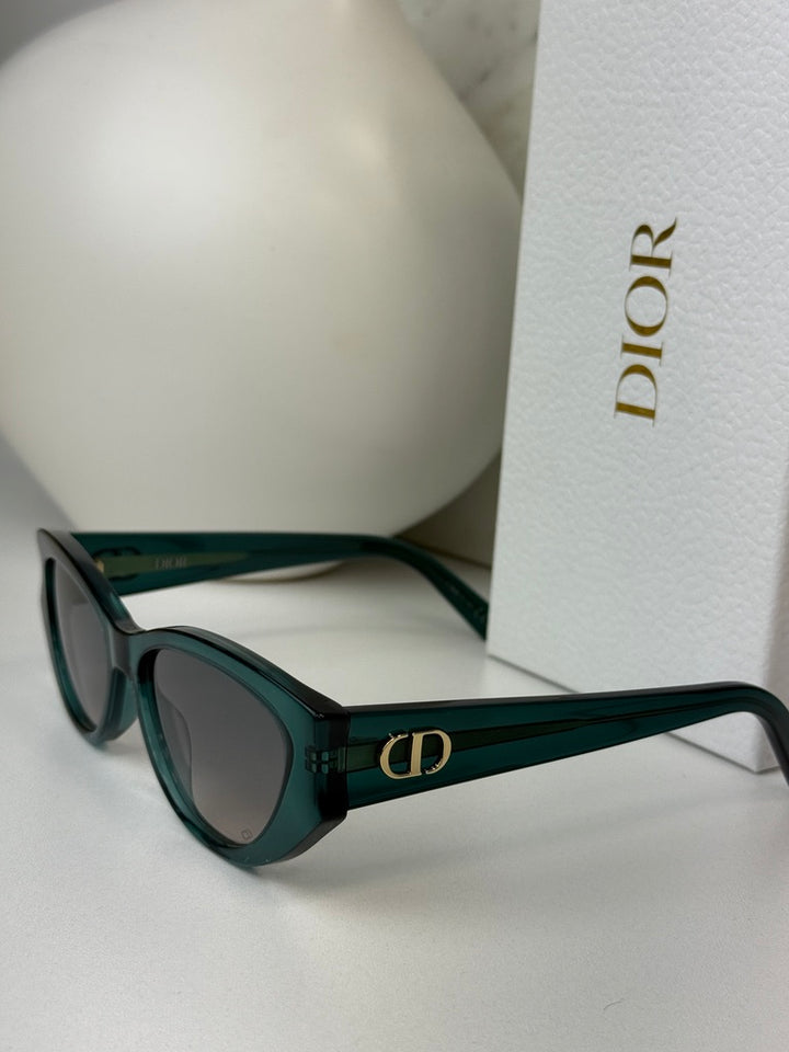 Dior DiorGlow B1I Cat Eye Sunglasses in Green