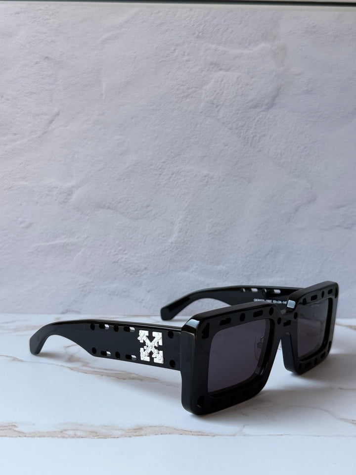 Off White Atlantic Sunglasses in Black