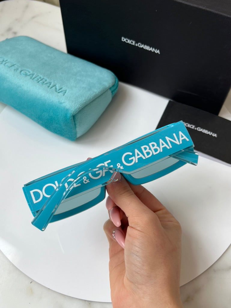 Dolce &amp; Gabbana DG6187 Gafas de sol delgadas en color azul 