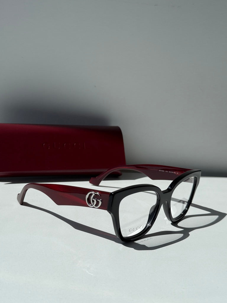 Monturas estilo ojo de gato Gucci GG1424O en negro 