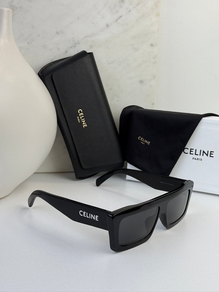 Celine CL40214U Gafas de sol negras con parte superior plana