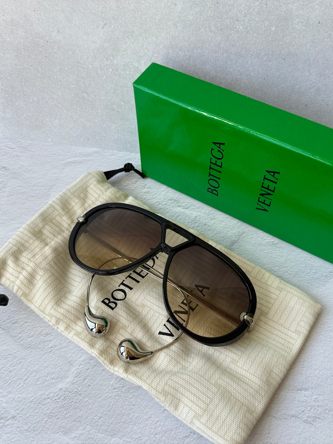 Bottega Veneta BV1273S Drop Earring Aviator Sunglasses in Black Grey