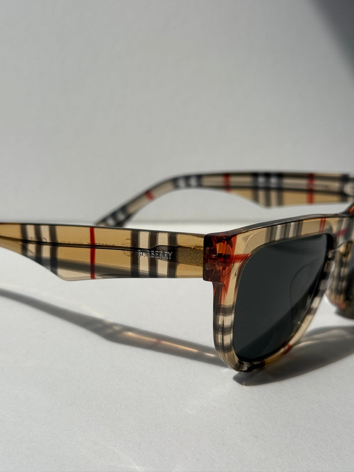 Burberry BE4431U Sunglasses in Vintage Check