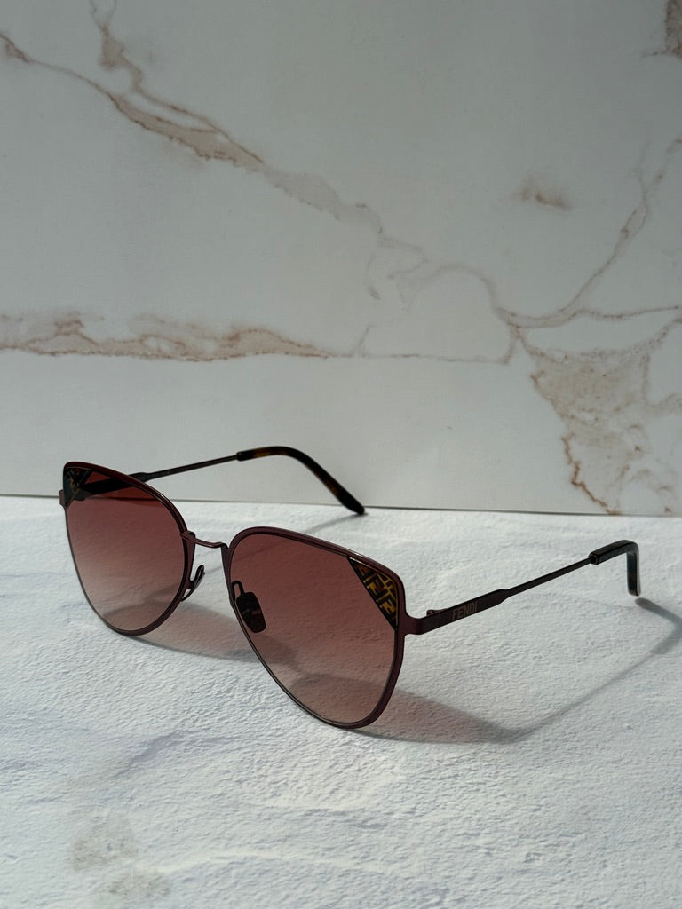 Fendi FE40189U Butterfly Sunglasses in Red