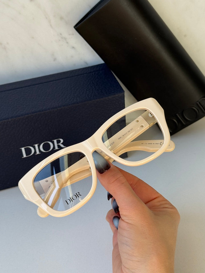 Dior Lady 95.22O S1F Cat Eye Frames in Ivory White