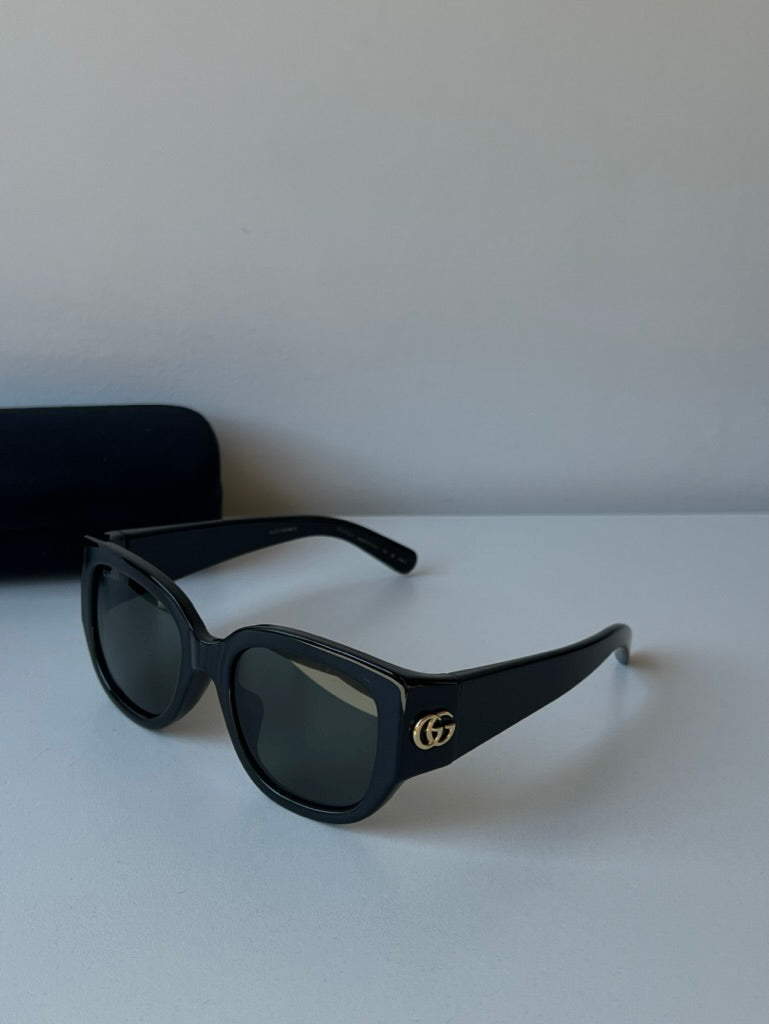 Gucci GG1599SA Sunglasses in Black