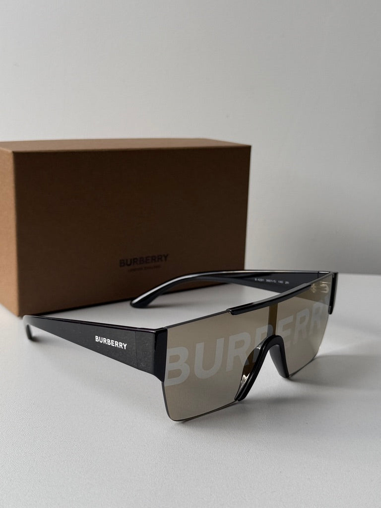 Burberry BE4291 Gafas de sol con escudo espejado en dorado