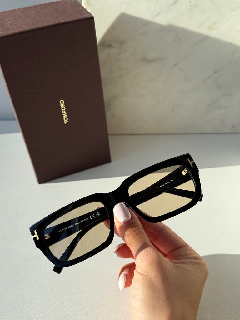 Tom Ford Ezra FT1075 Sunglasses in Black Photochromic