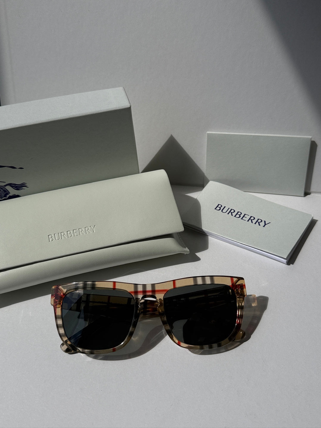 Burberry BE4431U Sunglasses in Vintage Check