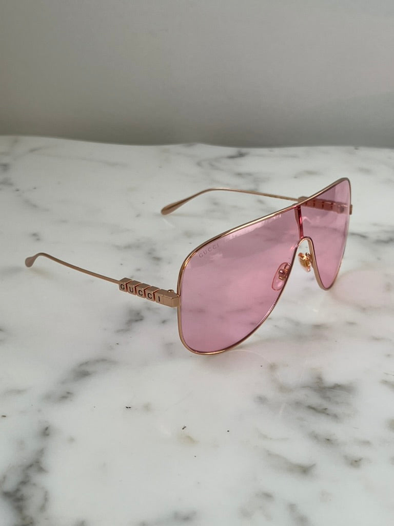 Gafas de sol con máscara de lente rosa Gucci GG1436S