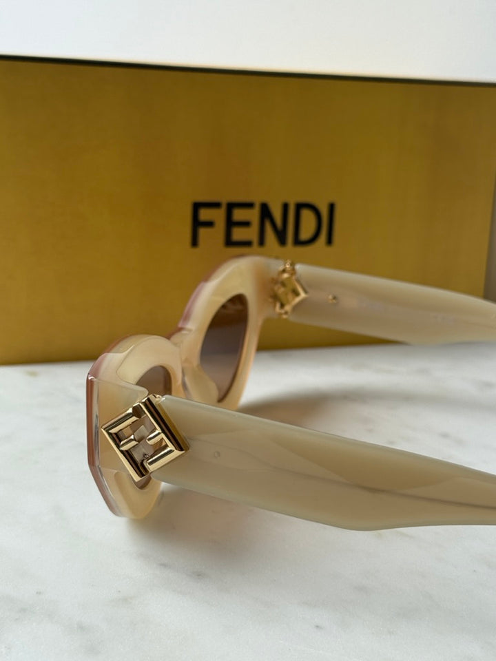 Fendi FF Diamonds FE40146I Cat Eye Sunglasses in Beige