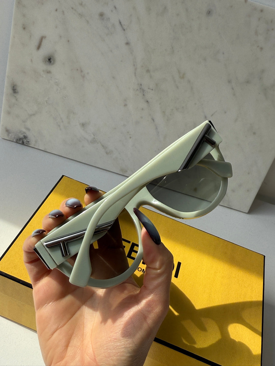 Fendi FE40150I First Flat Top Sunglasses in Grey