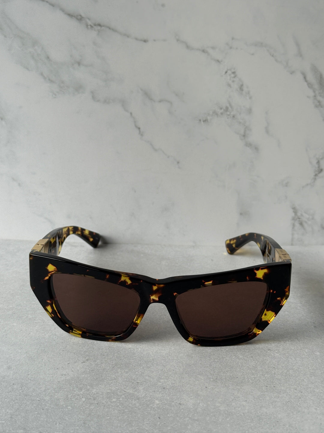 BV1177S cat-eye sunglasses, tortoise frame with dark brown lenses
