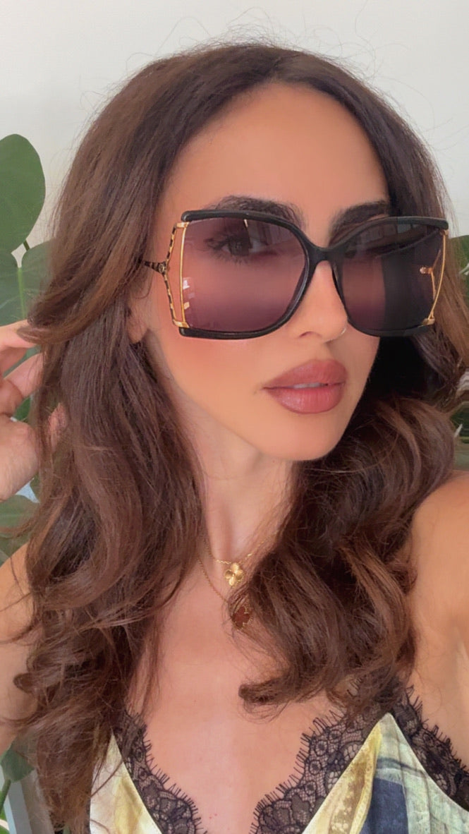 Gucci GG0592S Square Cutout Sunglasses in Black Mirror