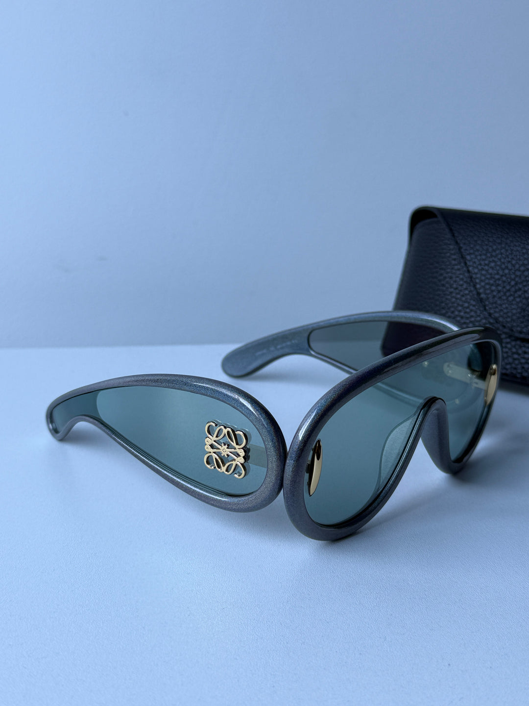 Loewe LW40108I Wave Mask Sunglasses in Blue Mirror