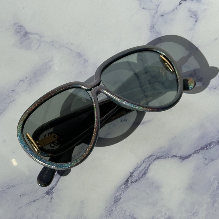 Loewe LW40132I Paula's Ibiza Sunglasses in Iridescent Grey Mirror
