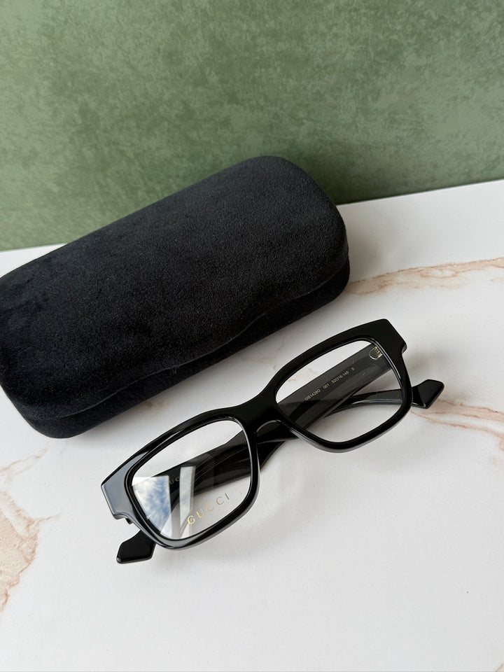 Monturas unisex Gucci GG1429O en negro 