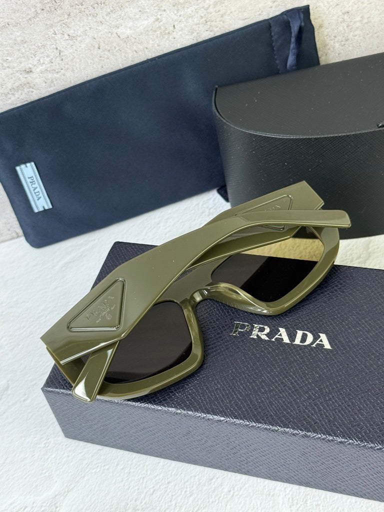 Prada PR D04SU Aviator Sunglasses in Green
