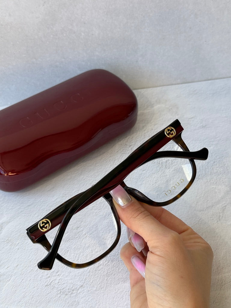 Monturas cuadradas Gucci GG1192O en negro 