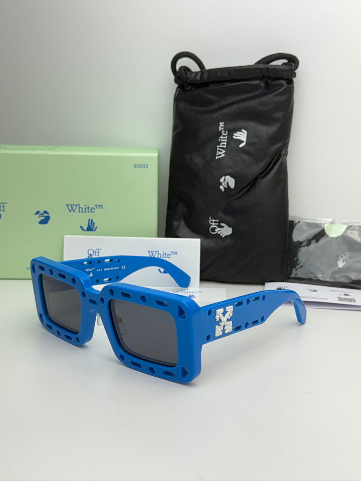 Off White Atlantic Sunglasses in Blue