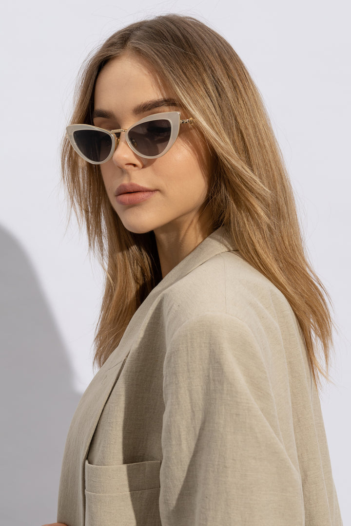 Valentino VLS102-D VIII White Cat Eye Sunglasses