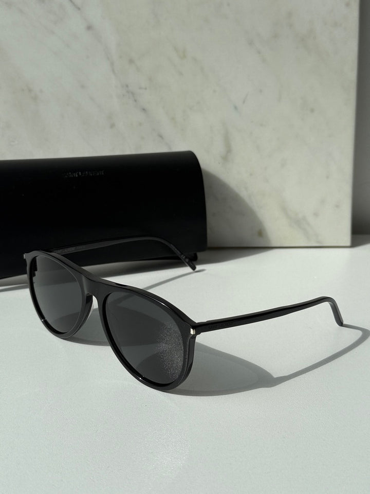 Saint Laurent SL667 Sunglasses in Black