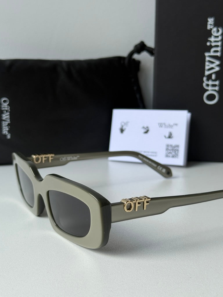 Off White Renton Sunglasses in Taupe