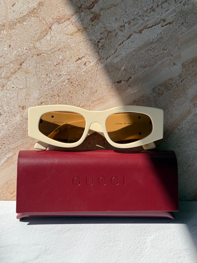Gucci GG1754S Thick Rim Rectangle Sunglasses in Ivory