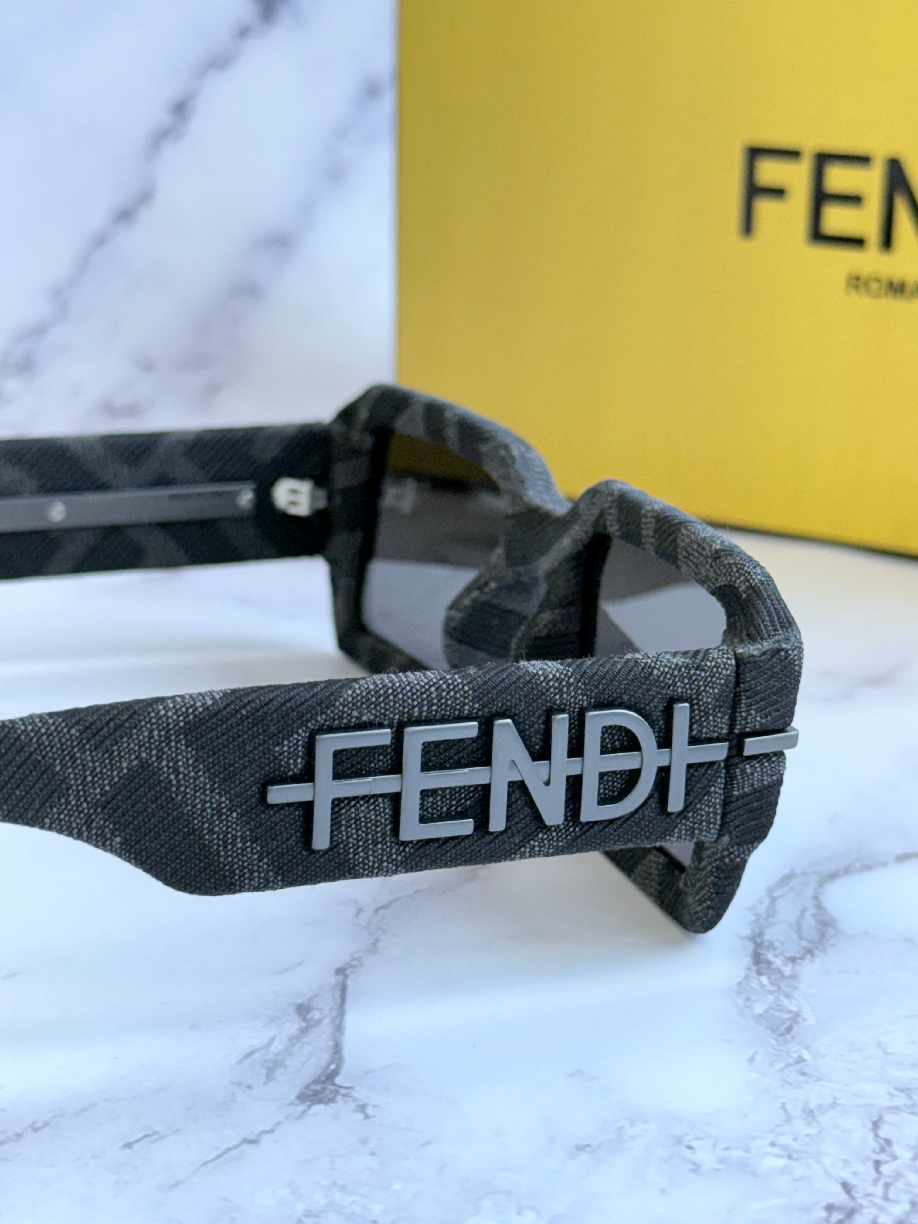 Fendi FE40074U Fendigraphy Limited Edition Logo Sunglasses