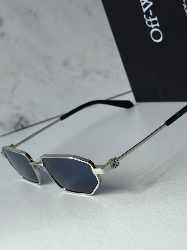Off White Loa Sunglasses in Silver Blue