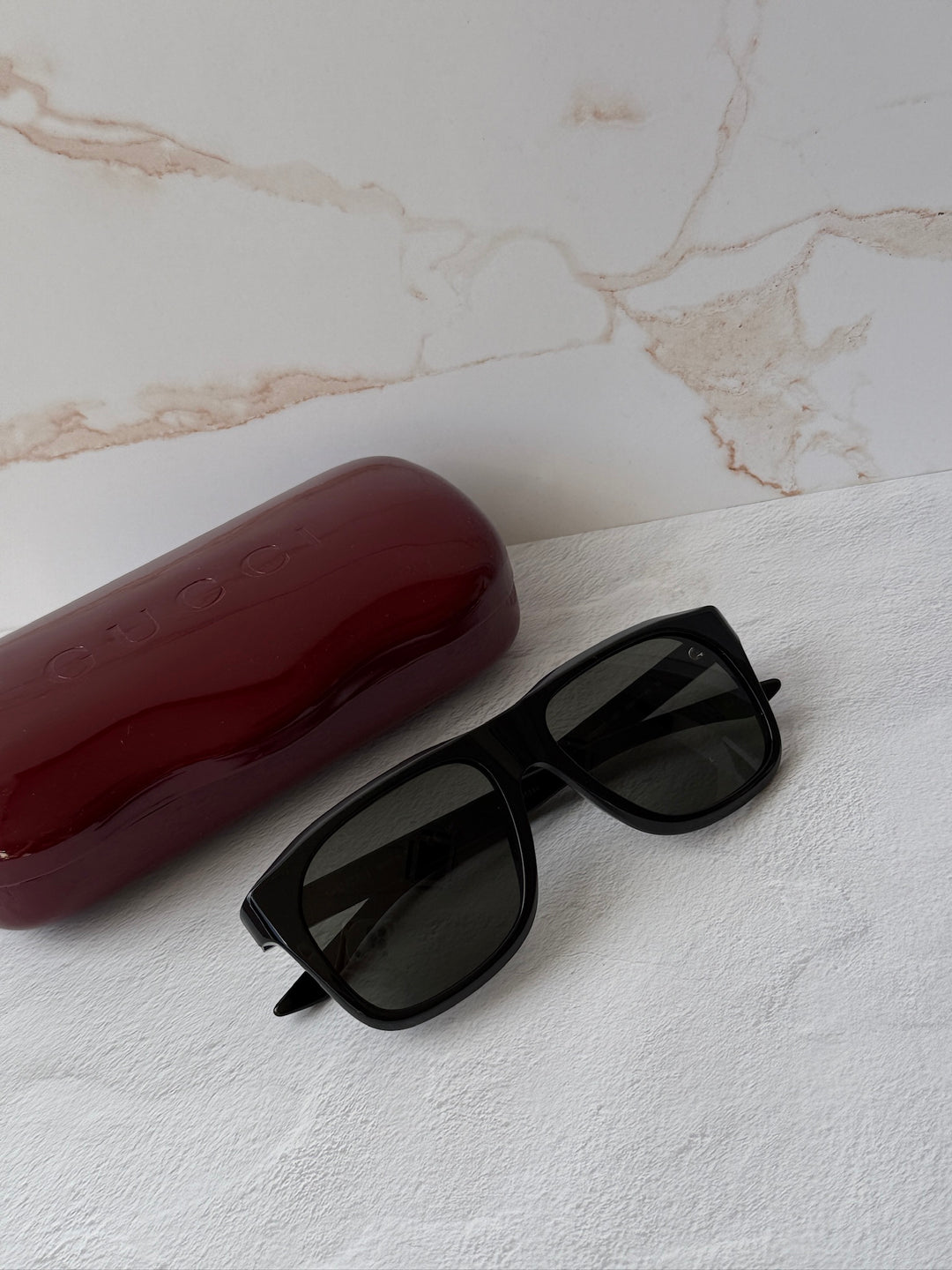 Gafas de sol con montura gruesa en marrón Gucci GG1338SK