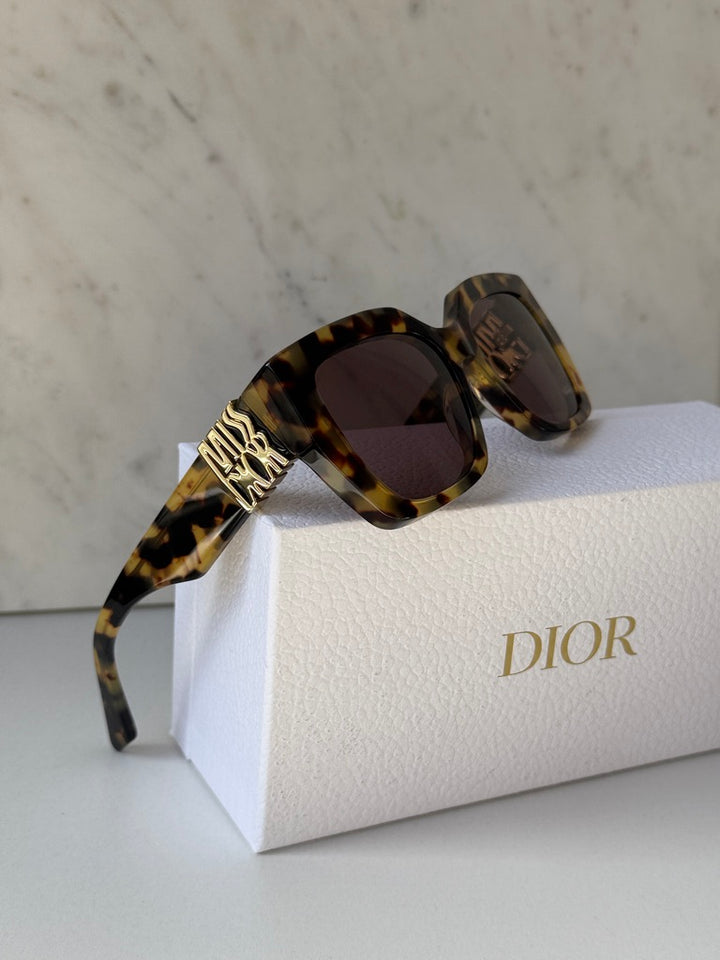 Dior MissDior S2I Sunglasses in Tortoise